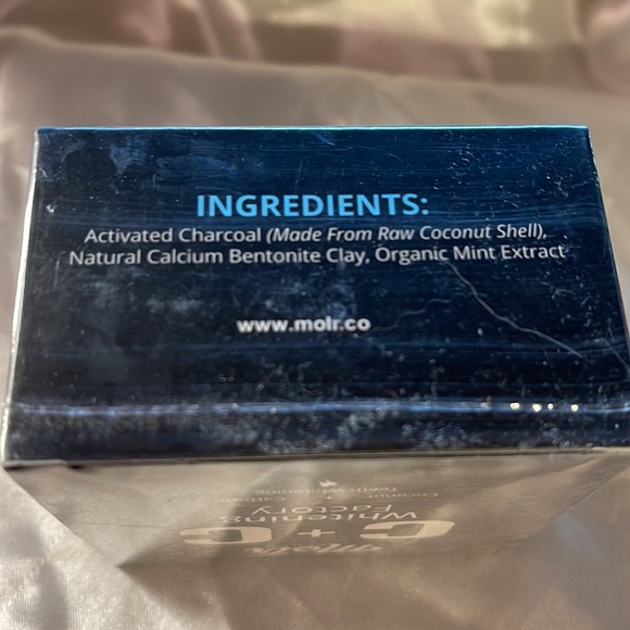 Molr C+ C Whitening Factory Coconut & Carbon Whitening System - Picture 3 of 5